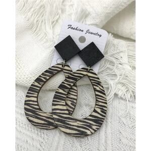 Vintage Leopard Print Wood earrings lightweight